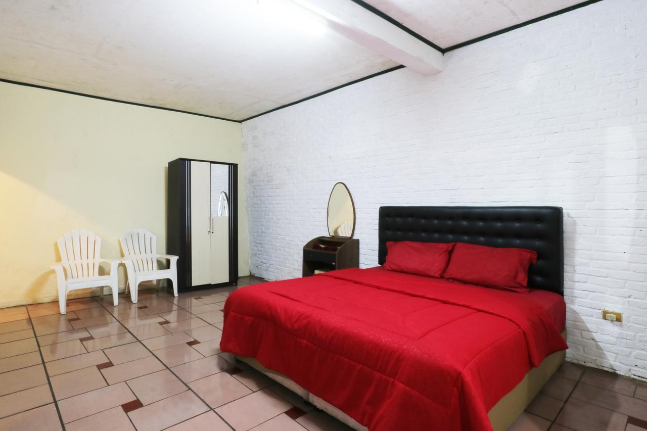Villa Madani Paragajen Exteriér fotografie